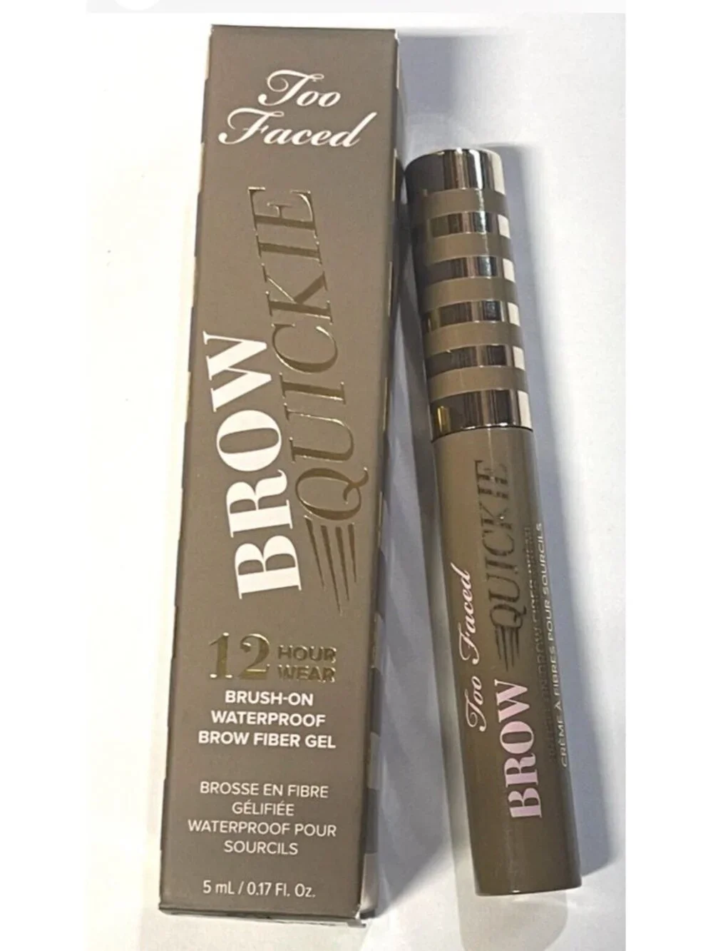 Too Faced Brow Quickie Brush-On Brow Fiber Gel in Universal Taupe=Boxed